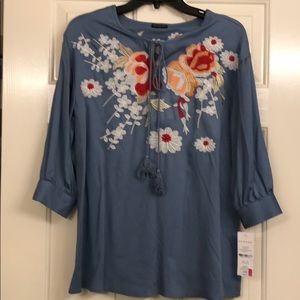 HANNAH embroidered top